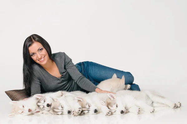 Woman and her pet — Stock Photo, Image