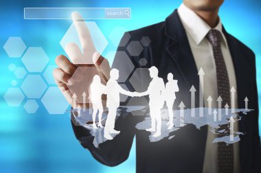 Finansal sembolleri olan bir iş adamı geliyor.
