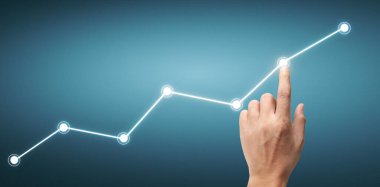 Finansal gösterge ve muhasebe piyasa analizi grafiklerine elle dokunmak