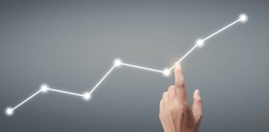 Finansal gösterge ve muhasebe piyasa analizi grafiklerine elle dokunmak