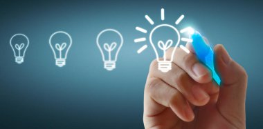 İnsan elini kapat ve ampulü çiz