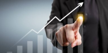 Finansal gösterge ve muhasebe piyasa analizi grafiklerinin el ele dokunması