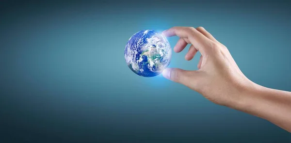 Globe Hand Earth Energy Saving Concept Elements Image Стокове Зображення