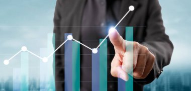 Finansal gösterge ve muhasebe piyasa analizi grafiklerinin el ele dokunması