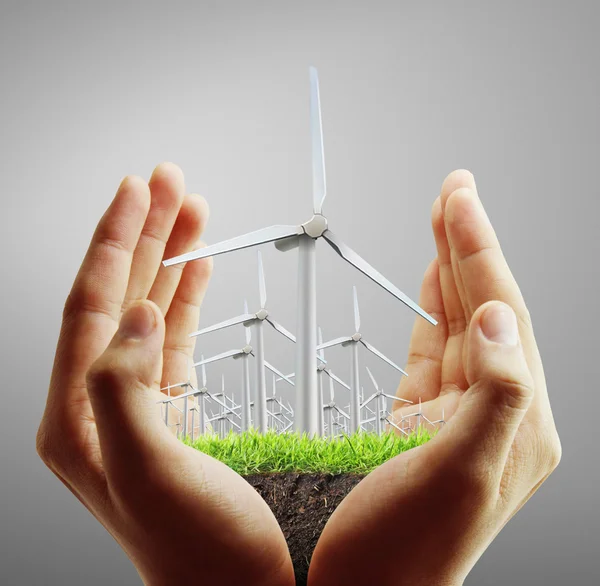 Turbina eólica en la mano —  Fotos de Stock