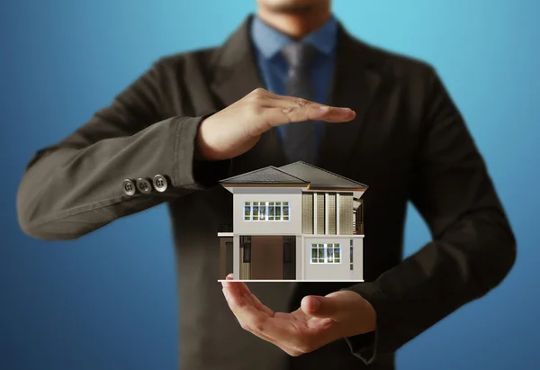 House model concept in  hand — Stock Photo, Image