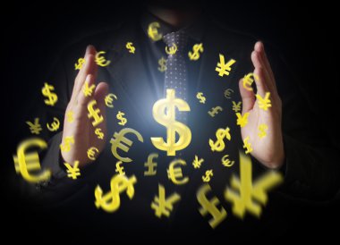 para simgesi olan çevrimiçi düğmesini dokunmadan adam