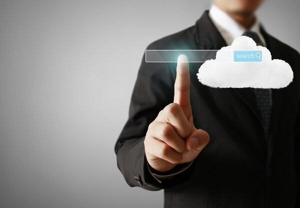 Ручное нажатие современной социальной кнопки 