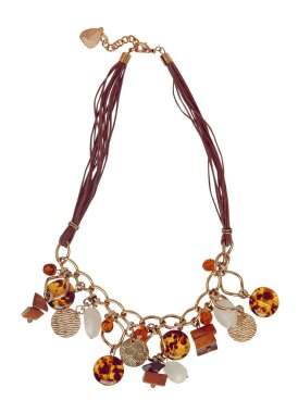 Beyaz arka plan üzerinde izole moda kolye