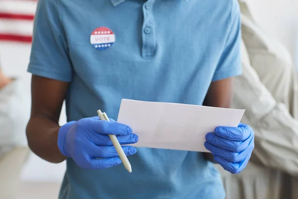 Cropped Portrait Unrecognizable African American Man Holding Ballot Standing Voting — Stock Photo, Image