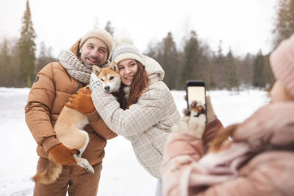 Teenage Girl Taking Photo Parents While Enjoy Walk Outdoor Together — Stockfoto