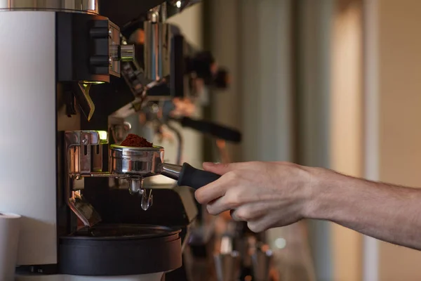 Side View Closeup Male Hand Operating Coffee Machine While Making — Stok fotoğraf