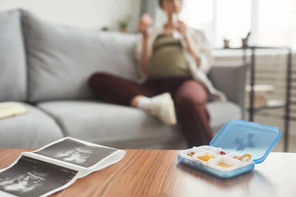 Close Tale Ultrasound Image Box Vitamins Pregnant Woman Sitting Background — Stock fotografie