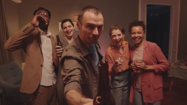 Pov Medium Slowmo Cheerful Group Multiethnic Friends Having House Party — Stock Video