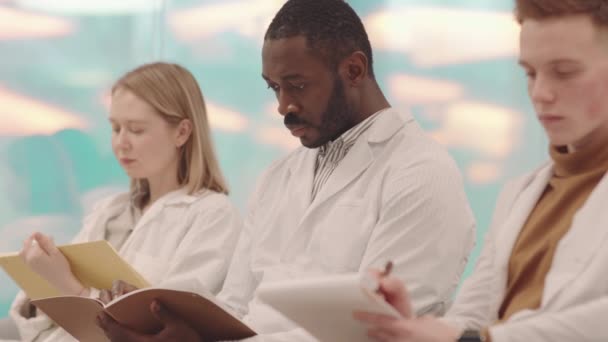 Side View Medium Shot Clever Afro American Male Medical Student — Stock video