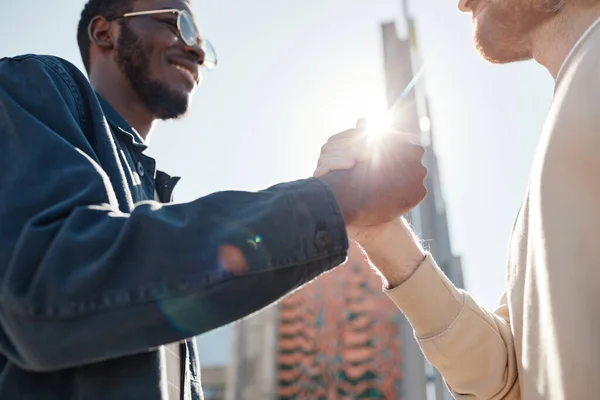 Two Friends Meeting in Sunlight — 图库照片