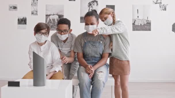 Medium Long African Caucasian Boys Girls Wearing Medical Masks Carefully — Stock Video