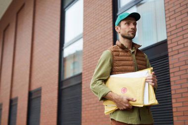 Şehirde Teslimatçı