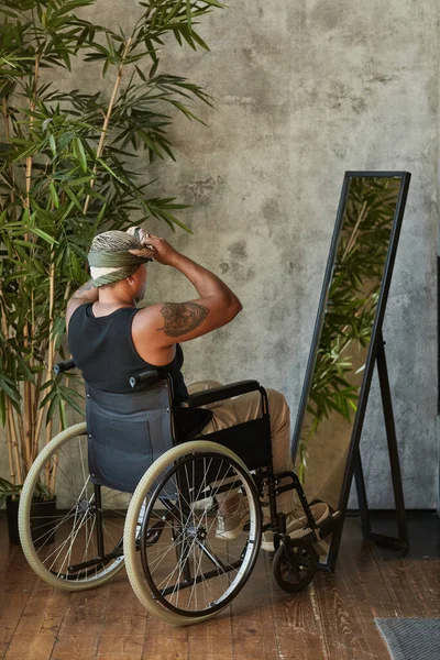 Woman in Wheelchair Looking at Mirror — Stock Fotó