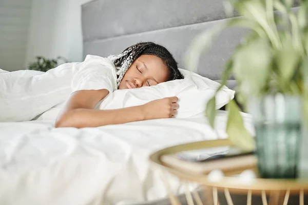 Young Woman Sleeping in Morning — Stock Photo, Image