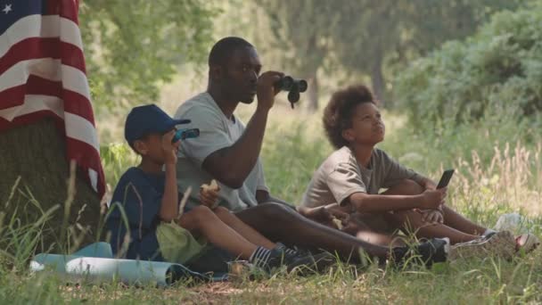 Slowmo Shot African American Man Two Sons Having Camping Trip — Stock Video