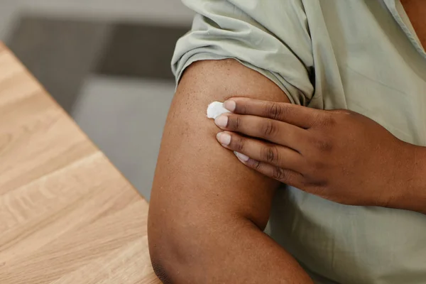 Koncept för vaccinering enligt Covid 19 — Stockfoto