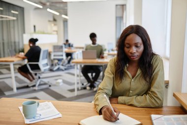 İş Kadını Planlayıcı Yazıyor