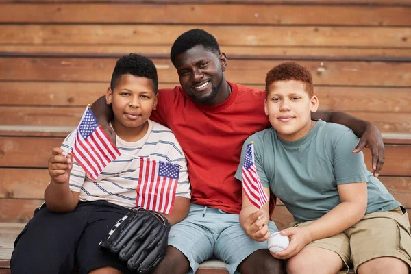 Cheerful Black Father With Sons — Stock Photo, Image