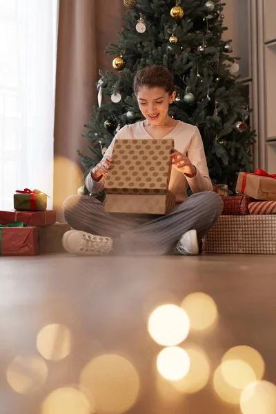 Otwarcie na Boże Narodzenie — Zdjęcie stockowe