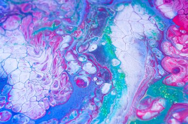 Akışkan sanat tarzında karışık akrilik boya içeren soyut bir arkaplan. Gurur Ayı. Tasarım ve moda rengi için yaratıcı alan.