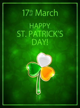 Renkli yonca ile yeşil arka plan