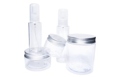 Yeni plastik şişeler veya alıcılar