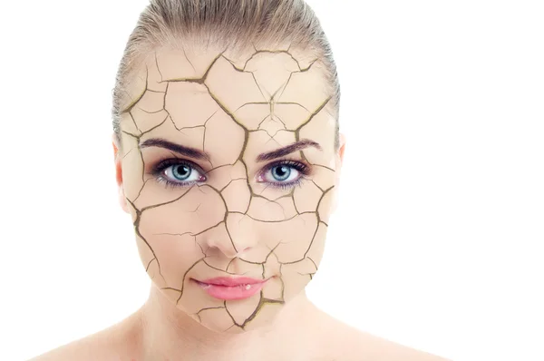 Close-up van vrouw gekraakt en beschadigd gezicht — Stockfoto