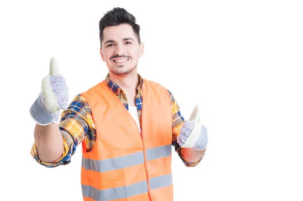Ingeniero sonriente alegre mostrando los pulgares hacia arriba con ambas manos —  Fotos de Stock
