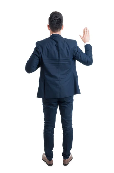 Visão traseira de um advogado fazendo um juramento — Fotografia de Stock