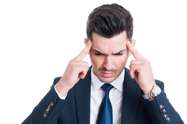 Advokat säljare eller mäklare som har en stress huvudvärk — Stockfoto