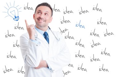 Heyecanlı yakışıklı başarılı doktor harika bir fikir işaret 