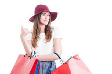 Oldukça şık Alışverişkoliğin el ile arama bir jest yapıyor