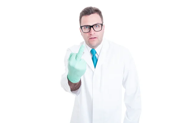 Мужчина-учёный показывает средний палец — стоковое фото