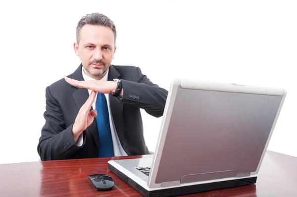 Businessman showing time out sign — Stock Photo, Image