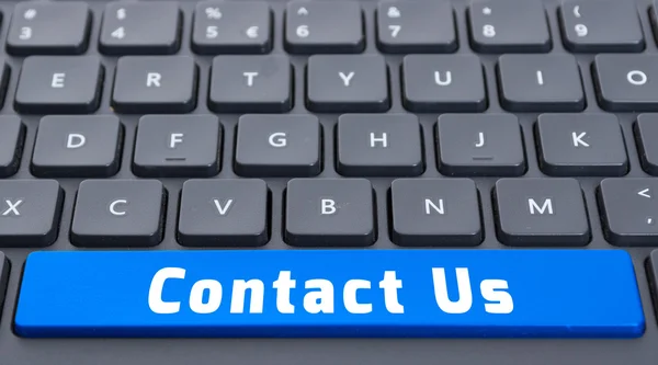 Blauwe ruimte contact knop op toetsenbord concept — Stockfoto