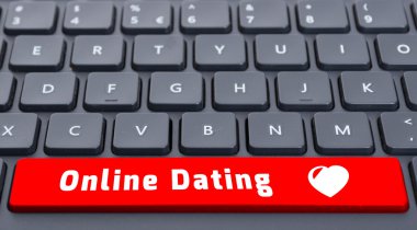 Klavye kavramı kırmızı online dating düğmesini