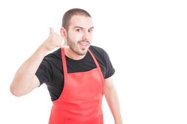 Neşeli kasap çağrı jest yapıyor