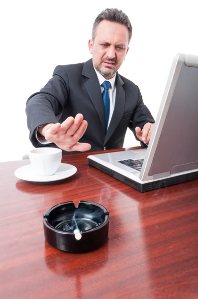 Man at office with non smoking attitude — Stock Photo, Image