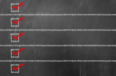 Yazı tahtası üzerinde boş denetim listesi