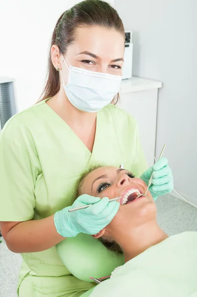 Exame dentário periódico — Fotografia de Stock