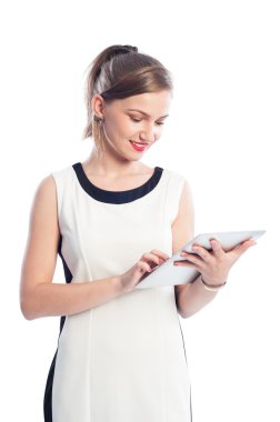 iş kadını bir tablet ile çalışma