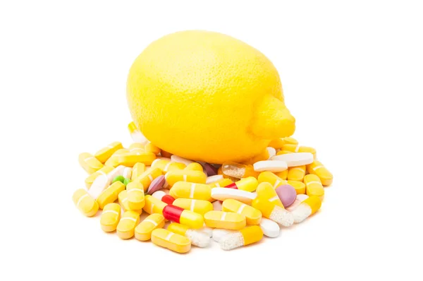 Limón en pastillas —  Fotos de Stock
