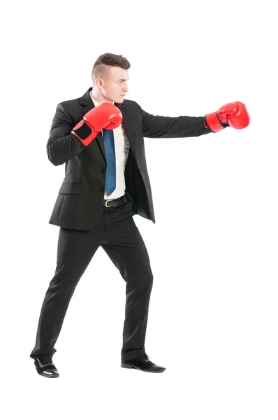 Hombre de negocios exitoso luchando como un boxeador —  Fotos de Stock