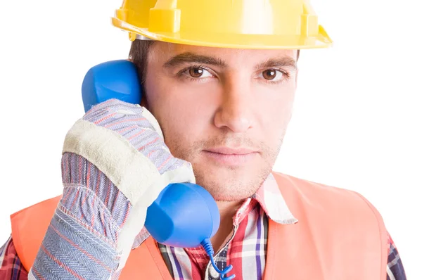 Construction builder talking on the phone — Stock Photo, Image